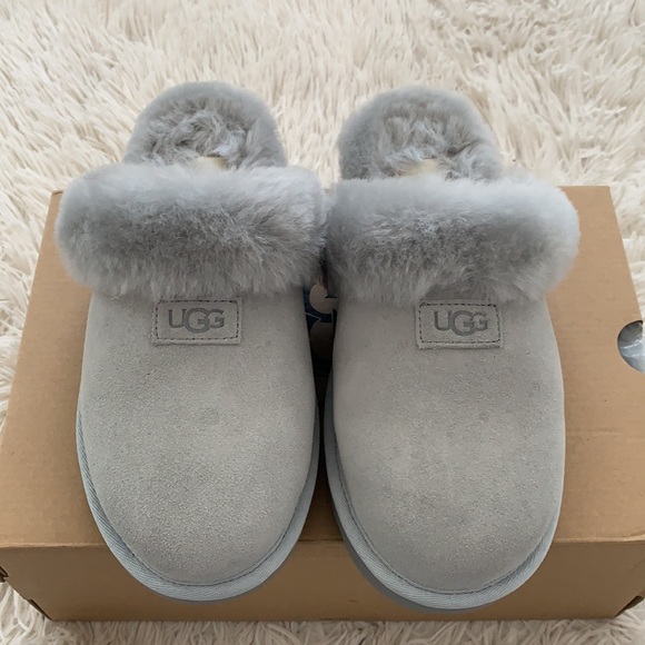 New ugg light grey genuine shearling slipper - Picture 2 of 14
